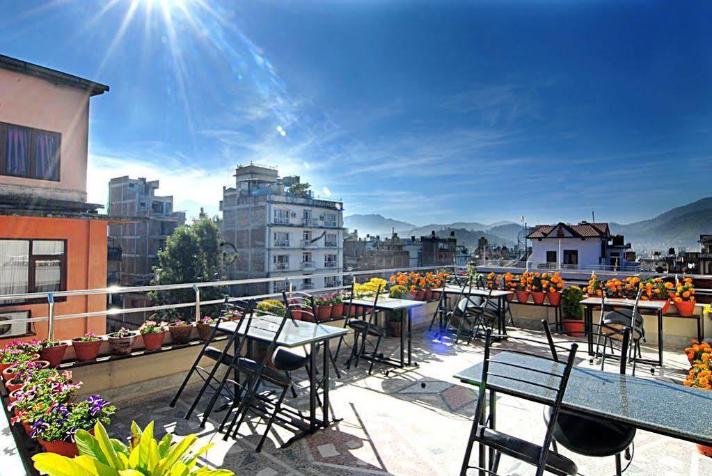 Thamel Grand Hotel Kathmandu Exterior foto